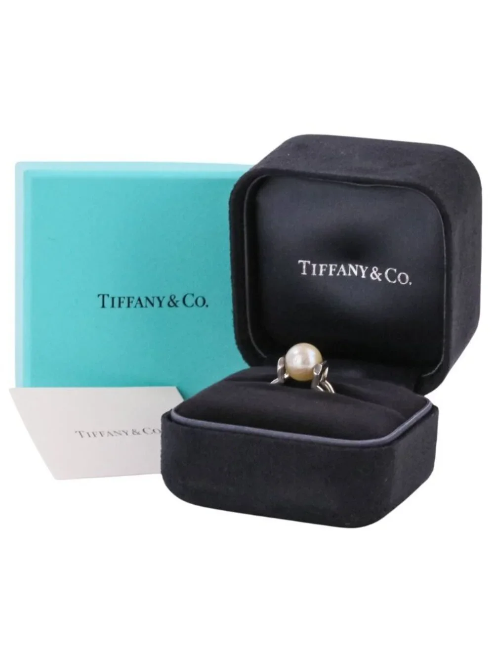 Tiffany & Co HardWear Fresh Water Pearl Ring Silver